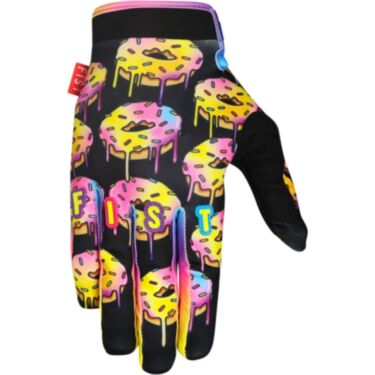 Chapter 27 - Glove - Youth - Caroline Buchanan Sprinkle Fades