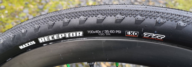 TYRE Maxxis Receptor Tyre