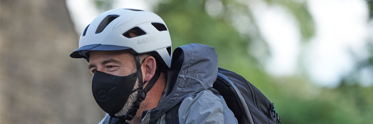 Cyclist wearing Airpop mask